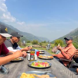 Trans Nepal Trail, hotel em Libānggaon
