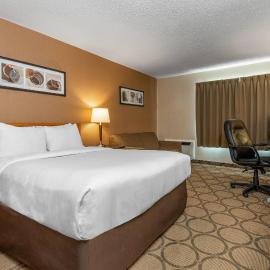 Comfort Inn Regina East โรงแรมในริไจนา