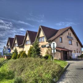 Motel U Krbu, hotel in Vestec