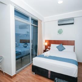 HOTEL LA PALMERA DE ORO