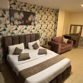 El RAYYAN HOTEL SUITES, hotel v destinaci Amman