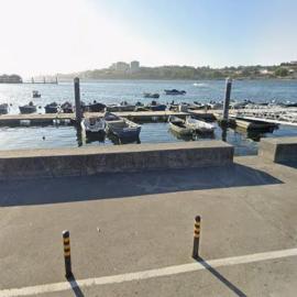 Navegar no Douro - Navegação e Turismo Unipessoal, Lda – hotel w mieście Vila Nova de Gaia