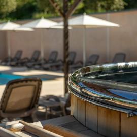 Hotel Les Restanques De Moustiers, hotelli kohteessa Moustiers-Sainte-Marie