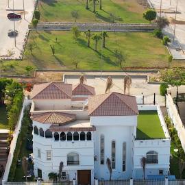 Malek Hotel