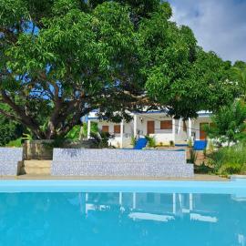 Mango Eden Hotel, hotel em Nosy-Be