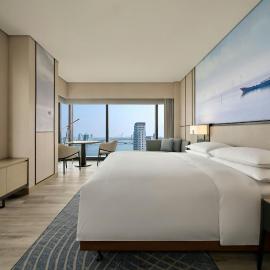 Courtyard by Marriott Danang Han River, ξενοδοχείο σε Da Nang