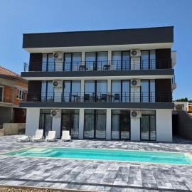 Lakeview Apartments, hotel Veleszben