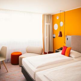 Vienna House Easy by Wyndham Günzburg, hotel Günzburgban