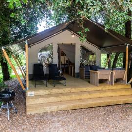 Istra Sunny Tent in Lanterna Premium Camping Resort 4*, Hotel in Poreč
