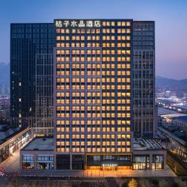 Orange Crystal Qingdao Liaoyang West Road Guoxin Sports Center Hotel, מלון בצ'ינג דאו