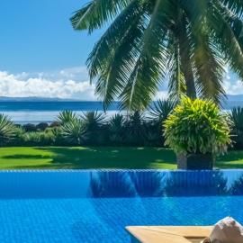Aroha Taveuni Beachfront Bures, хотел в Waiyevo