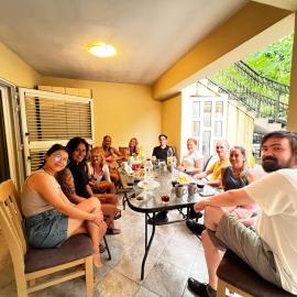 NEWBORN Hostel Budva, hotelli Budvassa
