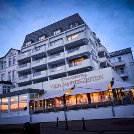 Strandhotel VierJahresZeiten, hotel en Borkum