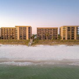 Wyndham Garden Fort Walton Beach - Fully Renovated, отель в Форт-Уолтон-Бич