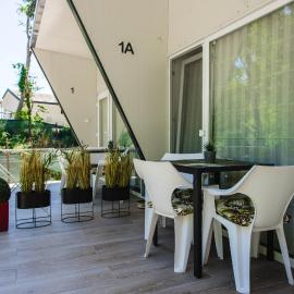 Albatross Breeze Bungalow 100m from the beach, viešbutis Varnoje
