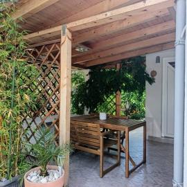 Bungalow 3743-4 Pers in Razanj, hótel í Ražanj