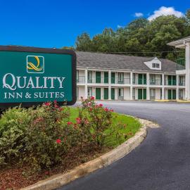 Quality Inn & Suites Greensboro near Lake Oconee, hotel v destinaci Turnwold