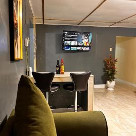 Luxury Struan Castle Hill condo, hotell sihtkohas Kupuis