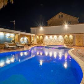 Hotel Ain benian, khách sạn ở Alger