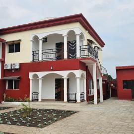 Pointe-Noire में, होटल Maison d'hôte de marque