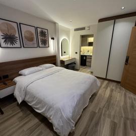 House 98 - Boutique Hotel Stay in Zayed