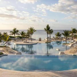 Salterra, a Luxury Collection Resort & Spa, South Caicos, hotel in Cockburn Harbour