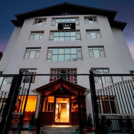 Collection O Rajbagh, hotel en Srinagar