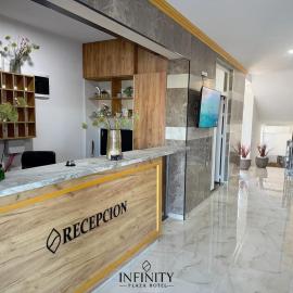 Infinity Plaza Hotel, hotel in Gjakove