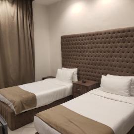 Talaat Harb Hotel, готель у Каїрі