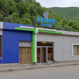 Senat Hotel, hotel i Kapan