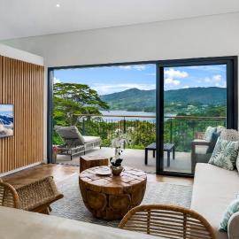 Mahe में, होटल Red Palm Luxury Villas with Private Pools