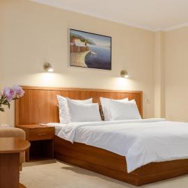 PecherSky Hotel, hotel in Kyiv
