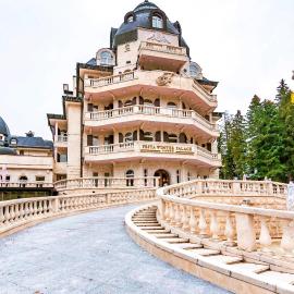 Festa Winter Palace Hotel, hotel in Borovets