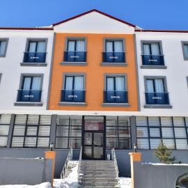 altın otel, viešbutis mieste Sarıkamıs