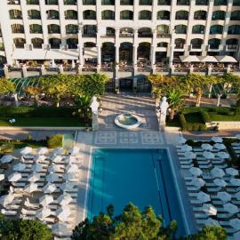Astor Garden Hotel, khách sạn ở St. St. Constantine and Helena