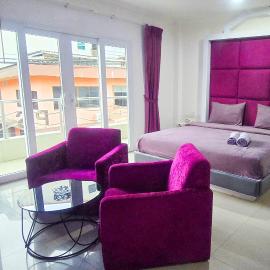 Titanic Residence-7 minute walk to the Beach, hotel in Pattaya