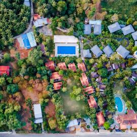 Herbal Resort & Spa 3 minutes to the beach, hotel v destinaci Phu Quoc