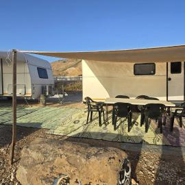 אגס תיירות קרוואנים חוף שיזף בכנרת, hotel a Kinneret
