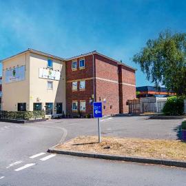 GO2 Gloucester Hotel by OYO