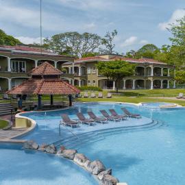 CC Beach Front Papagayo All Inclusive