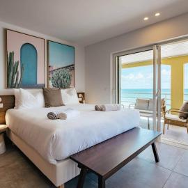 Suite 5 Mogador Residence, 2BR, brand-new, rare & luxury, beachfront, hotel u gradu Grand Case