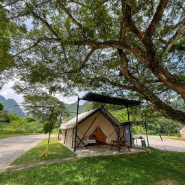 Glamping at Xscape Tambun, ξενοδοχείο σε Ipoh
