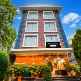 Townhouse Marine Drive Puri Formerly Royal Crown