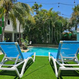 Quints Travelers Inn, hotell sihtkohas Willemstad