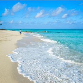 Bimini 2BR-2BA Ocean View Near Infinity Pool & Beach, hotel u gradu 'Bailey Town'