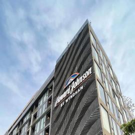 Howard Johnson by Wyndham Pattaya JC, hotel en Na Jomtien