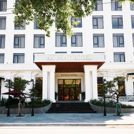 An Phát Luxury Hotel, hotel en Phú Thọ