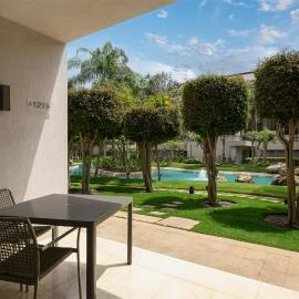 Dusit Thani LakeView Cairo, hotelli Kairossa