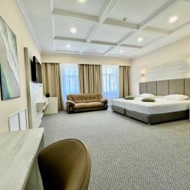 Grand Hotel Eurasia, hotel di Almaty