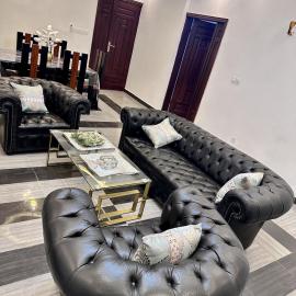 Résidence Prestige KGV 1er lot de 14 appartements meublés, hotel em Douala